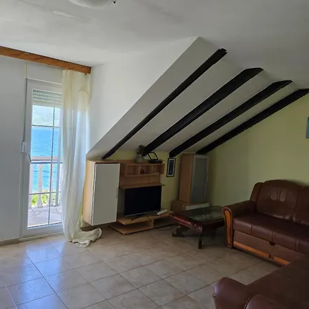 Apartment Julieta Viganj